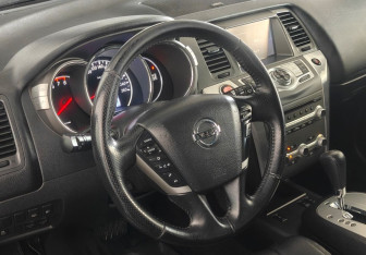 Подержанный автомобиль Nissan Murano Suv 2014 года (12 фото)