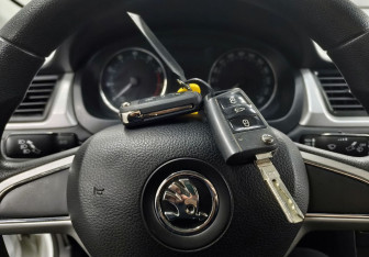 Подержанный автомобиль Skoda Rapid Liftback 2017 года (15 фото)