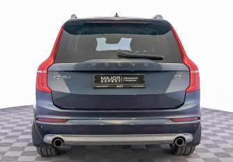 Подержанный автомобиль Volvo XC90 2018 года (6 фото)