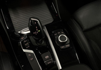 Подержанный автомобиль BMW X4 2019 года (18 фото)