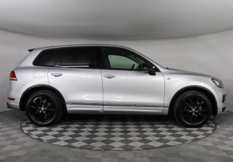 Подержанный автомобиль Volkswagen Touareg 2012 года (4 фото)
