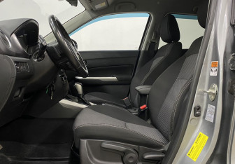 Подержанный автомобиль Suzuki Vitara 2019 года (19 фото)