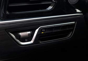 Подержанный автомобиль Geely Tugella 2022 года (22 фото)