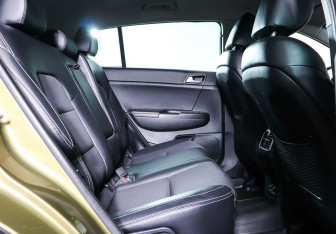 Подержанный автомобиль Kia Sportage 2016 года (22 фото)