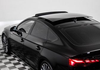 Подержанный автомобиль Audi A5 Liftback 2020 года (29 фото)