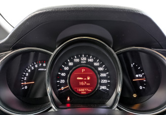 Подержанный автомобиль Kia Ceed Hatchback 2018 года (16 фото)