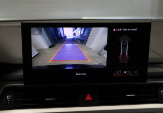 Подержанный автомобиль Audi A4 Sedan 2020 года (21 фото)