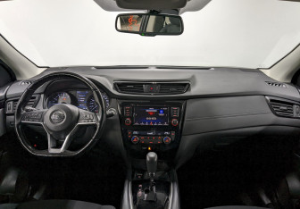 Подержанный автомобиль Nissan Qashqai 2021 года (23 фото)