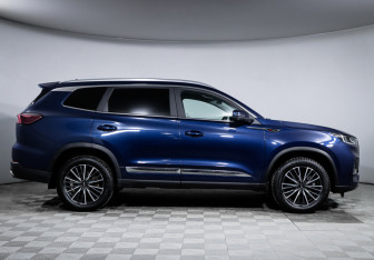 Подержанный автомобиль Chery Tiggo 8 Pro Max 2023 года (4 фото)