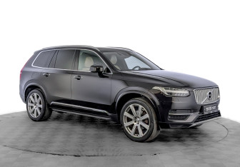 Подержанный автомобиль Volvo XC90 2015 года (3 фото)