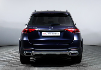 Подержанный автомобиль Mercedes-Benz GLE 2021 года (6 фото)