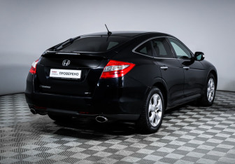 Подержанный автомобиль Honda Crosstour 2012 года (5 фото)