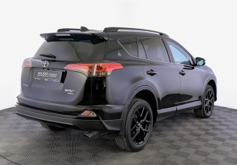Подержанный автомобиль Toyota RAV4 2019 года (5 фото)