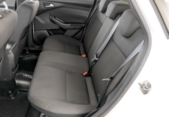 Подержанный автомобиль Ford Focus Hatchback 2018 года (12 фото)