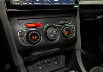 Подержанный автомобиль Citroen C4 Sedan 2018 года (18 фото)