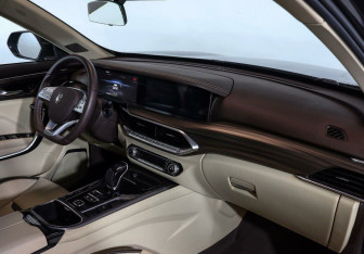 Подержанный автомобиль FAW Bestune T77 2023 года (5 фото)