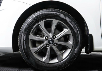 Подержанный автомобиль Kia Rio Sedan 2020 года (9 фото)