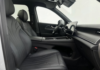 Подержанный автомобиль Chery Tiggo 9 2024 года (10 фото)