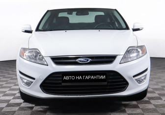 Подержанный автомобиль Ford Mondeo Sedan 2014 года (2 фото)