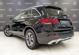 Подержанный автомобиль Mercedes-Benz GLC Coupe 2022 года (7 фото)