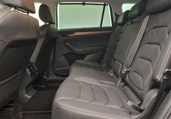 Подержанный автомобиль Skoda Kodiaq 2025 года (11 фото)