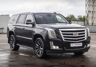 Подержанный автомобиль Cadillac Escalade Suv 2017 года (3 фото)