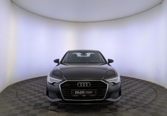Подержанный автомобиль Audi A6 Sedan 2019 года (2 фото)
