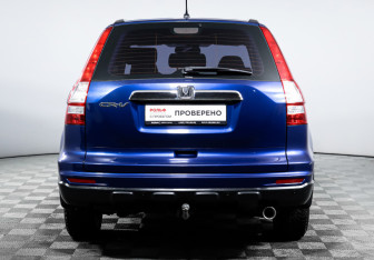 Подержанный автомобиль Honda CR-V 2011 года (6 фото)