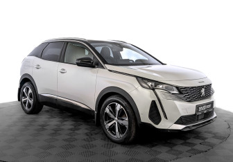 Подержанный автомобиль Peugeot 3008 2021 года (3 фото)