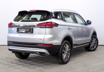 Подержанный автомобиль Geely Atlas Pro 2023 года (5 фото)