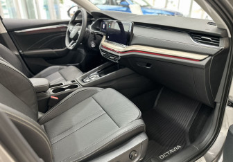Новый Skoda Octavia Liftback 2025 (11 фото)