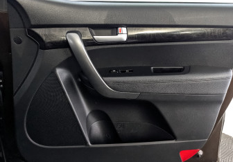 Подержанный автомобиль Kia Sorento 2019 года (25 фото)