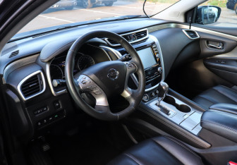 Подержанный автомобиль Nissan Murano Suv 2017 года (7 фото)