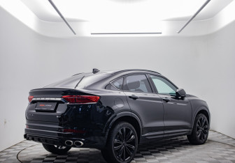 Подержанный автомобиль Geely Tugella 2023 года (5 фото)