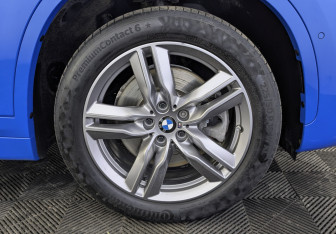 Подержанный автомобиль BMW X1 2021 года (12 фото)