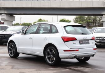 Подержанный автомобиль Audi Q5 2016 года (7 фото)