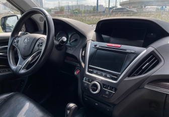 Подержанный автомобиль Acura MDX 2014 года (9 фото)