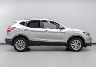 Подержанный автомобиль Nissan Qashqai 2018 года (4 фото)