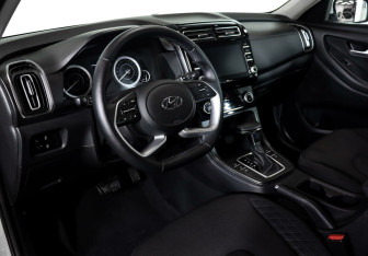 Подержанный автомобиль Hyundai Creta 2021 года (8 фото)