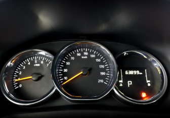 Подержанный автомобиль Renault Logan Sedan 2021 года (13 фото)