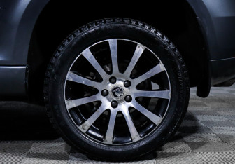 Подержанный автомобиль Skoda Yeti 2014 года (15 фото)