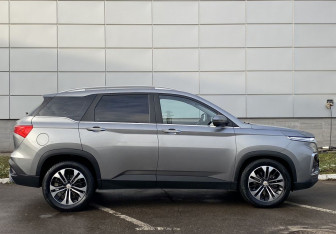 Подержанный автомобиль Chevrolet Captiva 2022 года (4 фото)