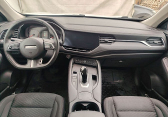 Подержанный автомобиль Haval F7 2019 года (9 фото)