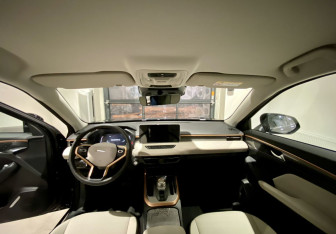 Новый Haval Jolion 2025 (13 фото)