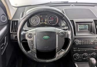 Подержанный автомобиль Land Rover Freelander 2013 года (21 фото)