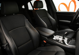 Подержанный автомобиль BMW X4 2015 года (34 фото)