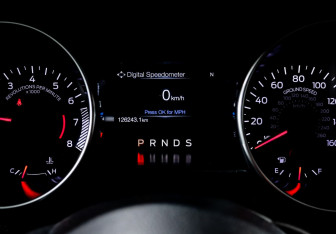 Подержанный автомобиль Ford Mustang Coupe 2021 года (11 фото)