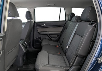 Подержанный автомобиль Volkswagen Teramont 2022 года (18 фото)