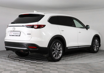 Подержанный автомобиль Mazda CX-9 2021 года (5 фото)