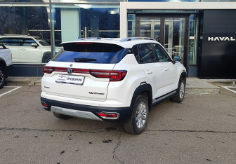 Подержанный автомобиль Changan CS35PLUS 2019 года (5 фото)